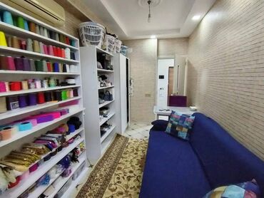 Kommersiya daşınmaz əmlakının satışı: Xırdalanda,Seyfəddin dağlı küçəsi, yol kenarı yeni tikili 5 mərtəbə — 3