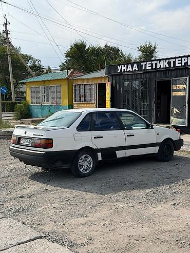 Volkswagen: Volkswagen Passat: 1990 г., Седан — 3