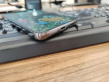 4k televizor: Samsung Galaxy S23, rəng - Boz, Simsiz şarj — 3