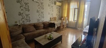 leninqrad layiheli 2 otaqli evler: Bakı, Köhnə Günəşli, 9 otaq, Köhnə tikili, m. Həzi Aslanov, 48 kv. m