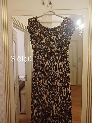 Ziyafət donları: 1) Bəzəkli yaxalı maxi don - Rəng: tünd bənövşəyi - Model: qolsuz — 35