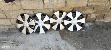 Digər aksesuarlar: Chevrolet üçün disk qapaqları (4 ədəd dəst) - Model/emblem: Chevrolet