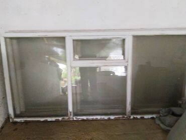 окно и двер: Деревянное окно, Откидное, цвет - Белый, Б/у, 220 *110, Самовывоз