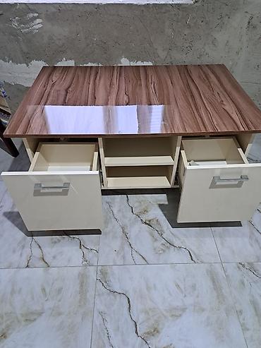 dolab ofis: Razılaşma yolu ilə - Böyük masa: Taxta naxışlı parlaq üst səth, iki — 3