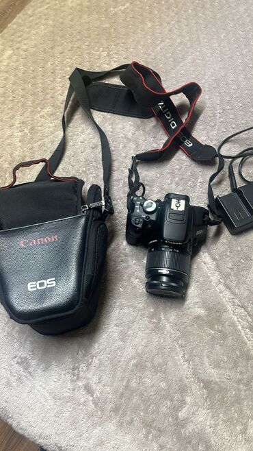 Foto və videokameralar: Canon Eos 650 D 18 55mm cox az iwlenib teze kimidi