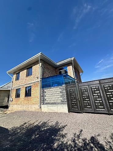 3комнатные: 5 комнат, 240 м², 4 соток, Бишкек, Ала-Тоо ж/м Риэлтор — 1