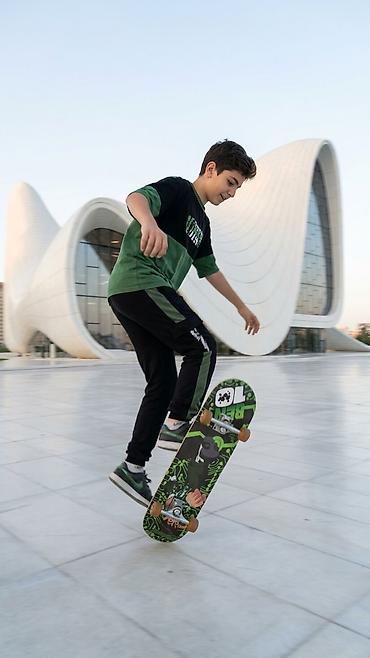 velosiped 28 type 1: Uşaq və Yeniyetmə üçün Ben 10 Skeytbord (Skateboard) Skeyt 28₼ yox — 4
