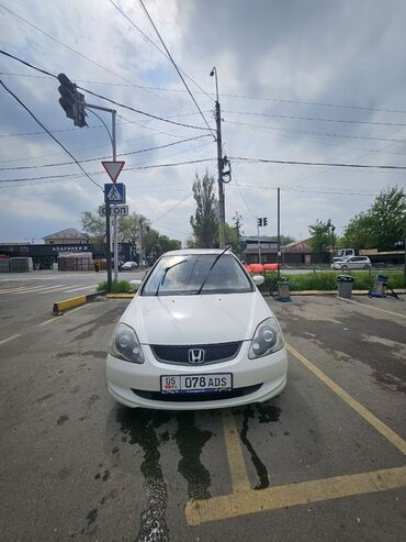 малолитражные авто: Honda Civic: 2004 г., 1.7 л, Автомат, Бензин, Хэтчбэк
