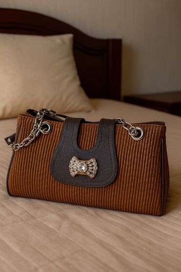 miu miu eynek: Сумка с короткой ручкой, Prada, Новый
