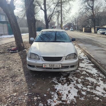 Toyota: Toyota Avensis: 1998 г., 1.6 л, Механика, Бензин, Седан