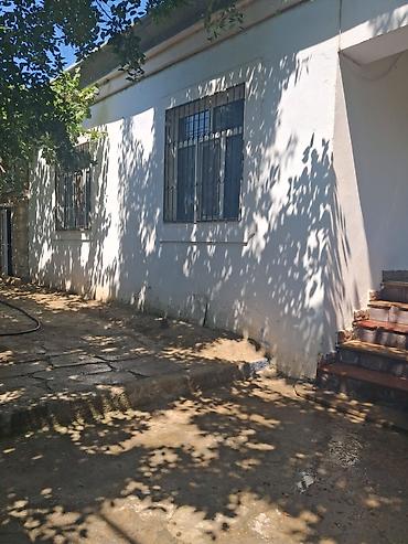 bine heyet evi: 4 otaqlı, 110 kv. m, Orta təmir — 5