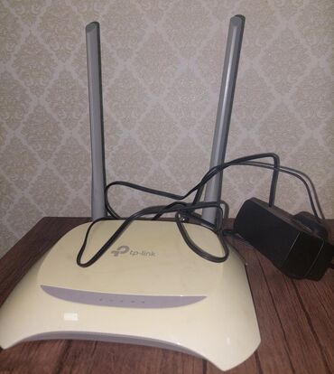 ont router: Router TP-Link TL-WR840N Provayderin deyişdirilməsi görə satılır. 25