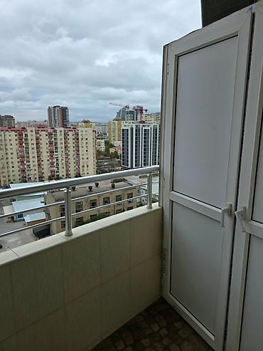 zabrat ev: Xətai metrosu yaxınlığında 3 otaqlı kirayə mənzil Ünvan: Bakı — 7