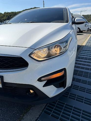 skoda rapid: Kia K3: 2020 г., Седан — 9