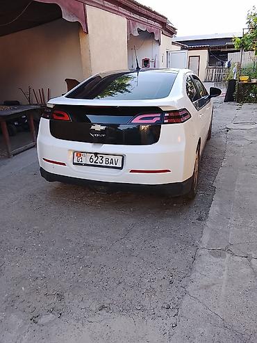 byd e2 2024: Chevrolet Volt: 2012 г., Вариатор, Гибрид, Хэтчбэк — 1