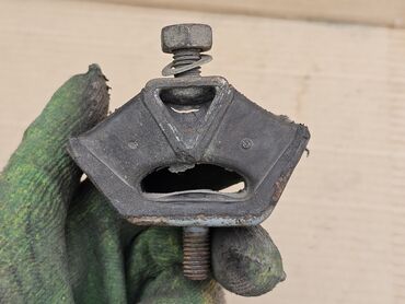 Подушки мотора: Подушка мотора BMW 1988 г., Б/у, Оригинал, Германия — 9