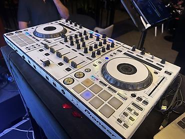 dicey aparati: Pioner SSX 2 Dj Aparat 1200 azn — 2