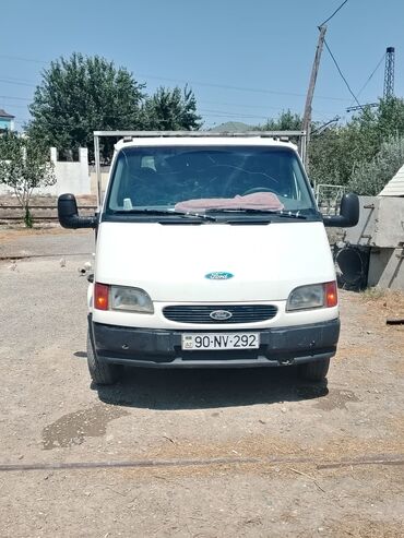 Yük maşınları üçün qoşqular: Ford 3, 1997 il, motor 2.2 l, Bort, İşlənmiş