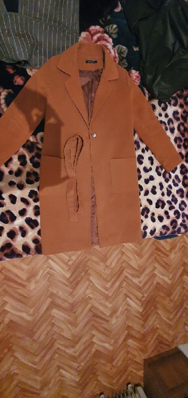 Личные вещи: Пальто L (EU 40), цвет - Коричневый, Gucci
