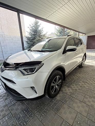 subaru outbreak: Toyota RAV4: 2016 г., 2 л, Вариатор, Бензин, Кроссовер — 1