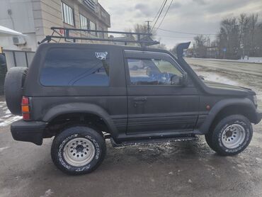 Mitsubishi: Mitsubishi Pajero: 1992 г., 2.5 л, Автомат, Дизель, Внедорожник — 20