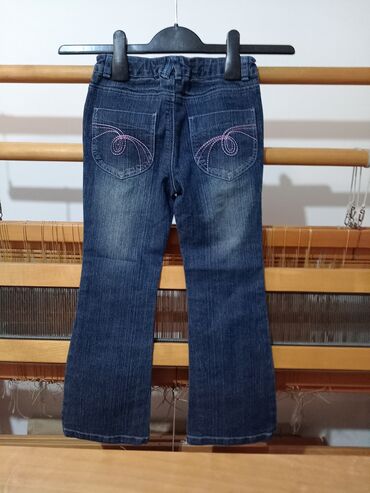 Farmerke: Farmerke za devojčicu od 6-7god, podesiv pojas, nogavice blago — 8