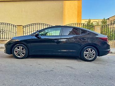 Hyundai: Hyundai Elantra: 2 л | 2019 г. Седан — 5