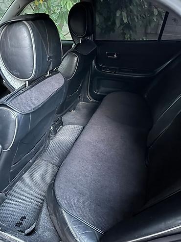 low ll: Lexus IS: 2002 г., 2 л, Механика, Бензин, Седан — 8