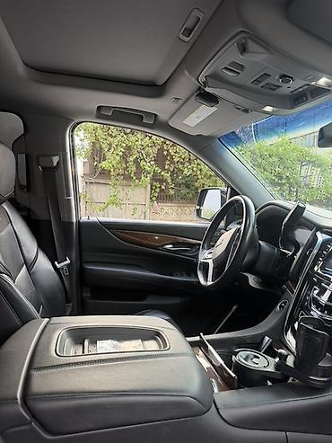 евро тонник: Cadillac Escalade: 2019 г., 6.2 л, Автомат, Бензин, Внедорожник — 5
