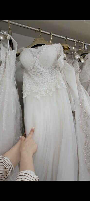 Toy paltarları: Hazır biznes Məhsul: Gəlinlik və kolleksiyası Elanı Diqətlə oxuyun — 5