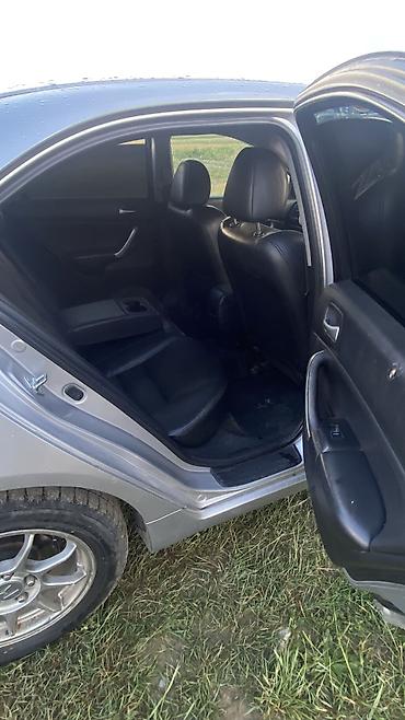 2 8: Honda Accord: 2003 г., 2 л, Механика, Бензин, Седан — 7