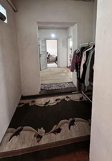 Продажа коттеджей и домов: Продается жилой дом с большим огражденным участком 8 соток, фактически at lalafo.kg — 12 Продажа коттеджей и домов: Продается жилой дом с большим огражденным участком 8 соток, фактически — 12