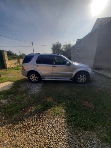 Mercedes-Benz: Mercedes-Benz ML 320: 3.2 l | 2001 il Ofrouder/SUV — 2