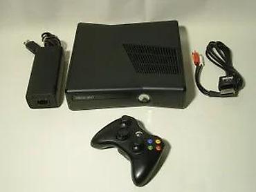 Xbox 360 & Xbox: U ponudi je Xbox 360. Stanje: vrlo korektno očuvana, mali tragovi — 11