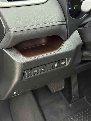 поменять ключи: Toyota RAV4: 2022 г., 2.5 л, Вариатор, Гибрид, Кроссовер — 8