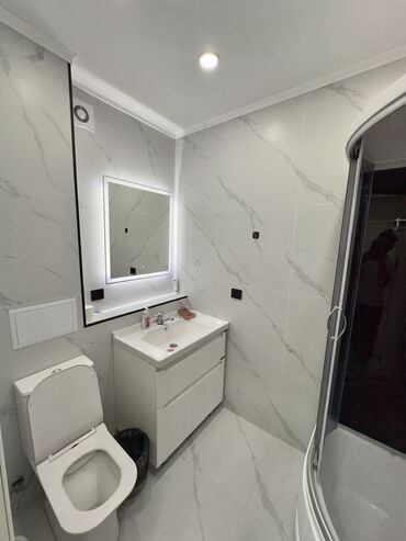 Посуточная аренда квартир: 1 комната, Банные принадлежности, Душевая кабина, Интернет, Wi-Fi — 7