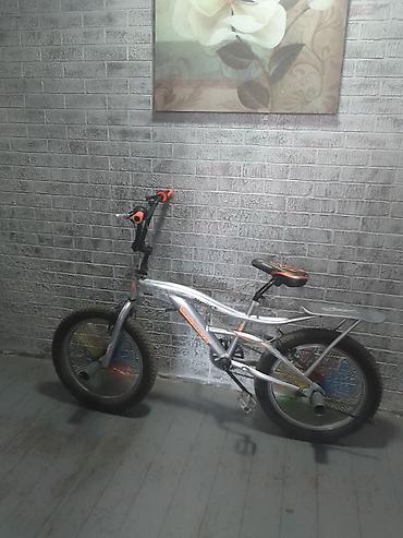 шлем очки: Детский/подростковый велосипед BMX-стиля. Особенности: - Размер колес — 1