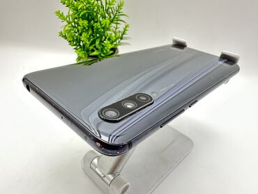 xiaomi qin f22 pro купить: Xiaomi, Mi 9 Lite, Б/у, 128 ГБ, цвет - Серый, 2 SIM