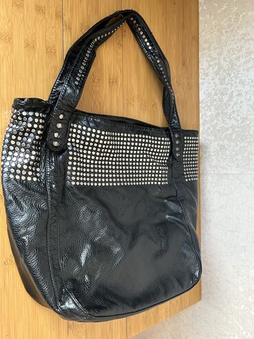 кожанные красовки: Турецкие Кожанные сумки в хорошем состоянии черная сумка с узорами