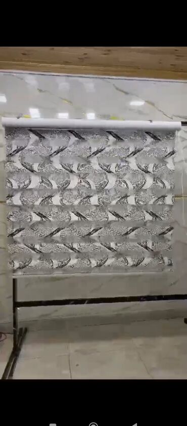 Rulon ştorlar: Fərqli naxışlarda təqdim olunan zebra pərdələr evinizə və ya ofisinizə — 12