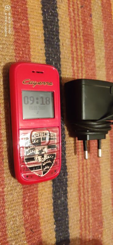 Nokia: Nokia 1208 retro ili 2008 Porsche Cayenne temalı korpuslu klassik — 12