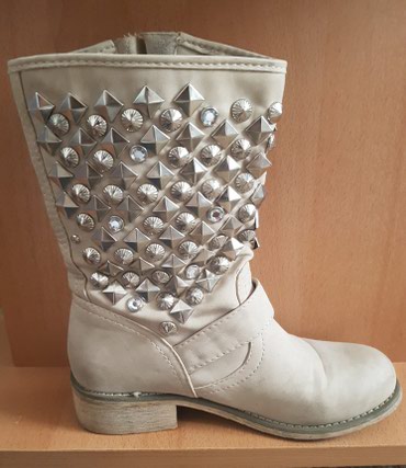 Ženske čizme: Cizmice za prolece/jesen broj 36 (visina 24 cm) na lalafo.rs - slika 2 Cizmice za prolece/jesen broj 36 (visina 24 cm) - Novi Sad - slika 2