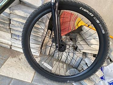 suntour: Mongoose 2024 Рама: алюминий размер М Вилка: suntour Тормоза — 9