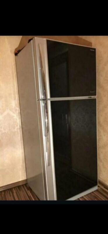Soyuducular: İşlənmiş 2 qapılı Toshiba Soyuducu Satılır, rəng - Boz, Təkərli