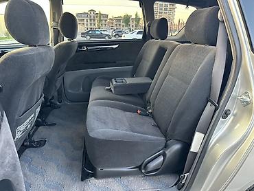 Toyota: Toyota Ipsum: 2002 г., 2.5 л, Бензин, Минивэн — 8