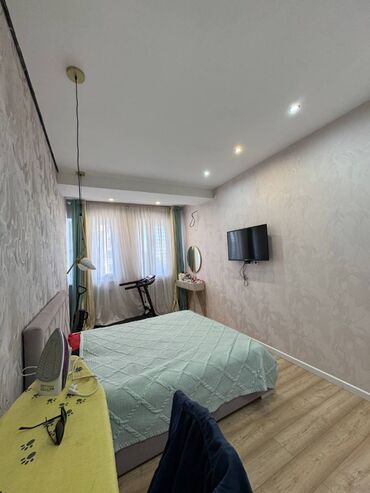 сдаю квартиру на длительный срок в районе кызыл аскерь: 3 бөлмө, Кыймылсыз мүлк агенттиги, Чогуу жашоосу жок
