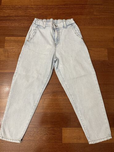 Cinslər və şalvarlar: Продаются джинсы Zara в хорошем состоянии на 13-14 лет
