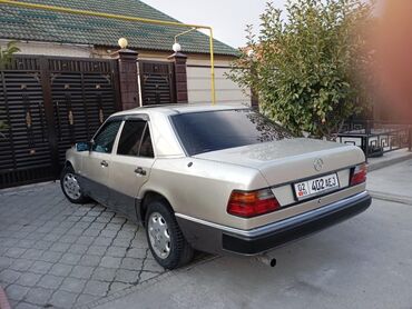 домкраты на авто: Mercedes-Benz W124: 1990 г., 2 л, Механика, Бензин, Седан