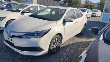 Toyota: Toyota Corolla: 2018 г., 1.8 л, Автомат, Гибрид, Седан