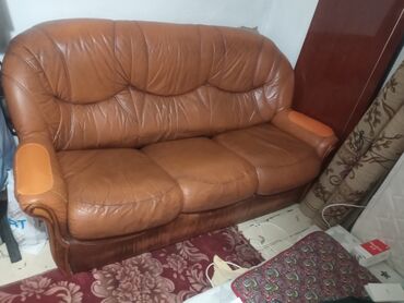 матрас для диван: Диван кожный раскладной кроват болот 6500с, состояние отличное матрас